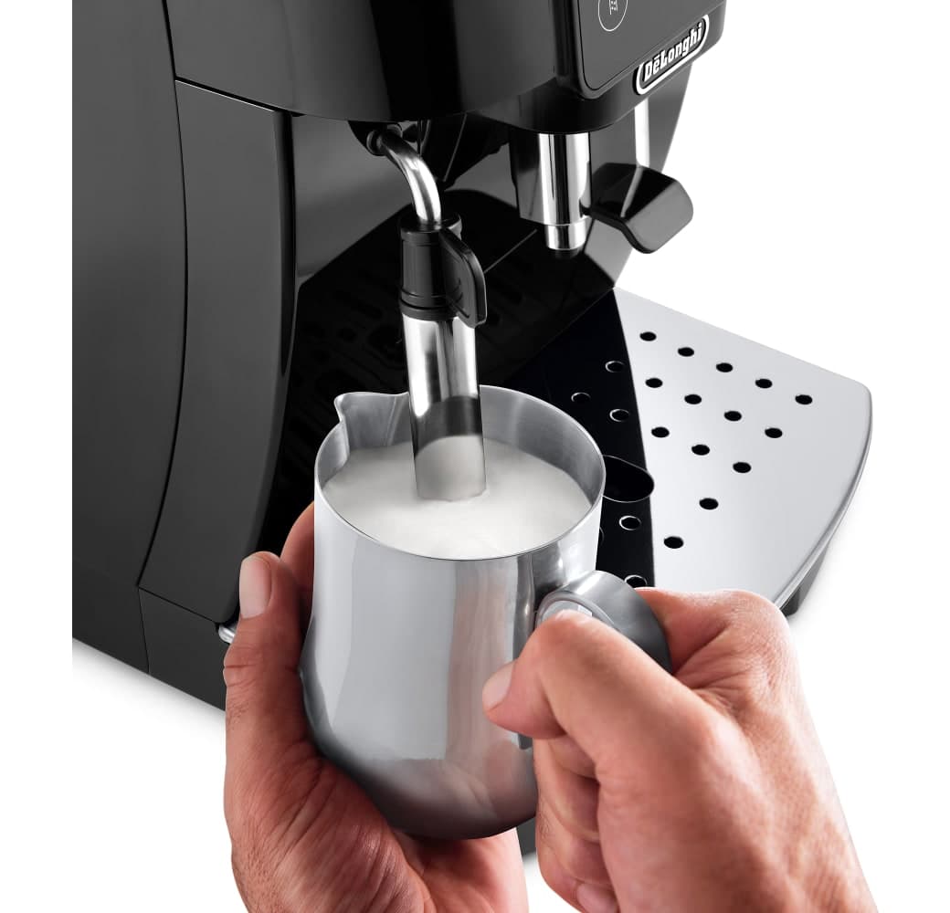 Black De'Longhi Magnifica Start ECAM220.21 Coffee Machine.4